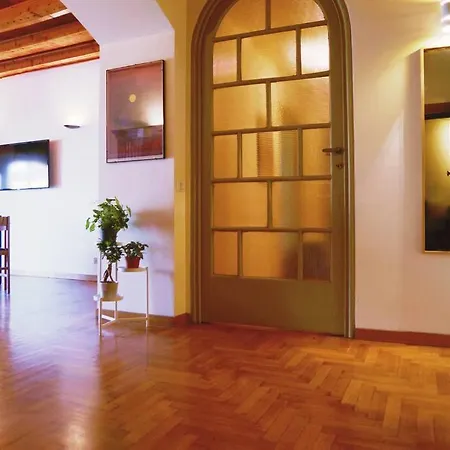 Urban House - Elegant Brera Center 아파트