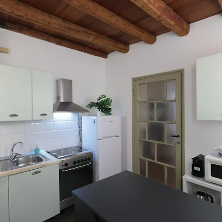 Urban House - Elegant Brera Center Apartamento *