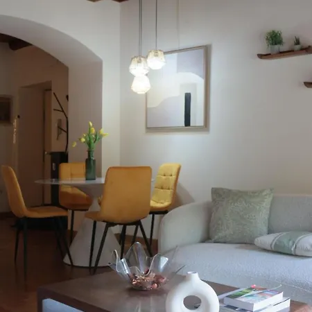 Urban House - Elegant Brera Center Apartamento