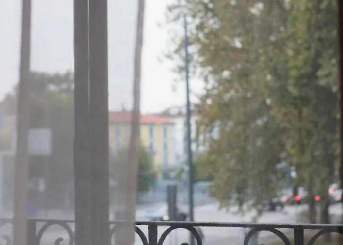 Urban House - Elegant Brera Center Apartment Milan
