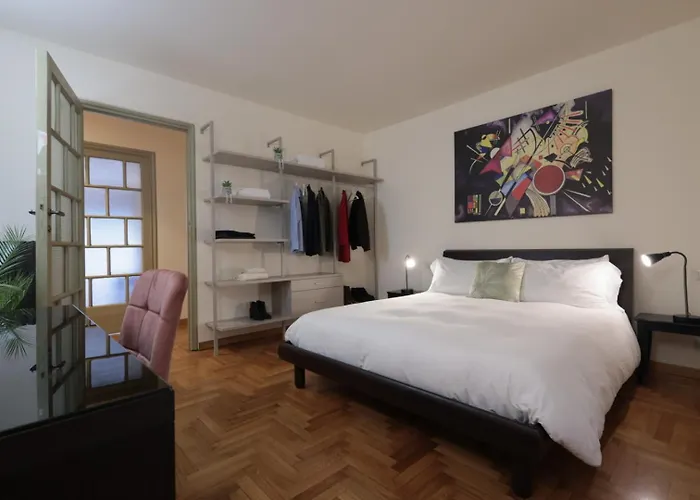 Apartment Urban House - Elegant Brera Center Milan